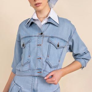 Chaqueta vaquera para mujer, transpirable, impermeable, de algodón, informal, con bolsillos de gran tamaño, manga larga, personalizada, al por mayor - Product Image 1