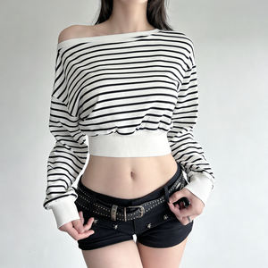 เสื้อสเวตเตอร์สไตล์อเมริกันวินเทจสีเทาสำหรับผู้หญิง คอเฉียง ทรงหลวม แขนยาว ครอปท็อป สวมใส่สบายๆ สำหรับฤดูใบไม้ผลิและฤดูใบไม้ร่วง - Product Image 1