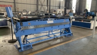 Machine pneumatique de pliage pour conduits CVC, machine de formage de brides TDF pour conduits CVC, machines de fabrication de conduits, machine de fabrication de tuyaux