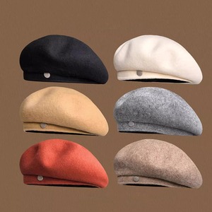 Béret Coréen Simple en Laine Boina pour Femmes, Chapeau de Peintre Rétro Français de Luxe Chaud d'Automne-Hiver qui Affine le Visage - Product Image 1