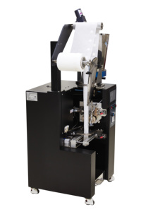Machine d'emballage automatique compacte et économique pour sachets de café filtre, sans compresseur d'air, pour la fabrication d'emballages de sachets de café. - Product Image 2