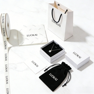 Caja de envío de joyería personalizada en pequeñas cantidades, papel de seda impreso y cinta para caja de joyería y bolsa de tela. - Product Image 1