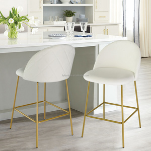 Vente en gros Petit déjeuner moderne de luxe Comptoir de cuisine Tabouret de bar en velours touffeté <span class=keywords><strong>chaise</strong></span> avec pieds en métal doré - Product Image 3