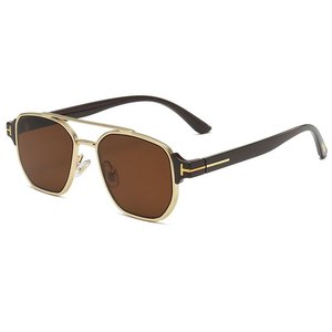Gafas de Sol 2026 de Moda, Montura Metálica Cuadrada de Doble Barra, Protección UV400, Estilo Europeo Americano, Lujo Ligero para Hombre - Product Image 3