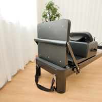 Vente en gros de Reformers de Pilates professionnels en aluminium noir, légers, durables, réglables et très demandés