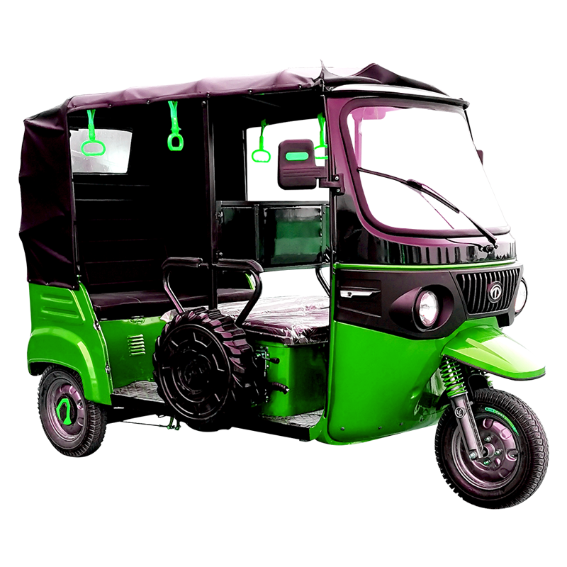 緑色の三輪車人力車 緑色の三輪車人力車