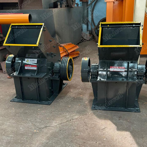 เครื่องบดแบบกระแทกสีดำสำหรับอุตสาหกรรม พร้อมมอเตอร์ AC ดีไซน์แข็งแรงทนทานสูง สำหรับการแปรรูปหิน - Product Image 4