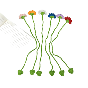 Hand Knitted Strawberry Bookmark Soft Cotton Knotting with Daisy Flower for Car Hanging or Wedding Daily Festival Gifts