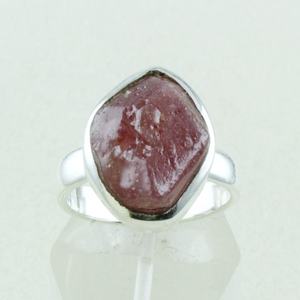 Bague en argent sterling 925 avec pierre précieuse tourmaline rouge sertie clos, bijoux classiques pour fiançailles/mariage/fête/anniversaire, vente en gros - Product Image 3