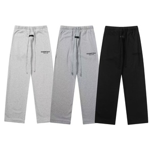 ESSENTIALS Winter FOG High Street Felpa con cappuccio e pantaloni lunghi con lettere floccate per <span class=keywords><strong>coppia</strong></span>, set a maniche corte 100% fibra <span class=keywords><strong>di</strong></span> bambù floccata - Product Image 1