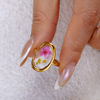 CUMAI Multi-Style Vintage Trockenblumen-Harzring mit vergoldetem Edelstahl Ovaler Statement-Ring für Damen Modeschmuck