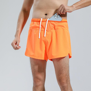 Shorts de course avec doublure intégrée et poche pour téléphone, shorts de marathon athlétiques pour hommes et femmes - Product Image 3