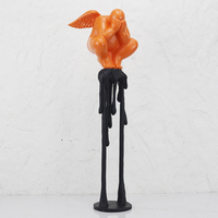 Sculpture d'ange pleurant abstraite moderne, figurine d'art en métal et marbre, ornement de bureau créatif, pour la maison, le hall d'hôtel, orange et noir