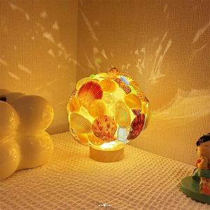 Lampe de chevet créative DIY en forme de coquillage rond pour chambre et bureau – Application domestique durable - Product Image 1