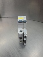 1 unité neuve et originale 5SJ4106-7HG40 avec interrupteur 5ST301 AS. 4B-49 PLC