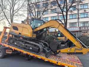Oferta Especial: Miniexcavadora XE75GA de 7.5 Toneladas de Alto Rendimiento, Giro Cero, Compacta, Potente y Fiable, Precio de Fábrica - Product Image 1