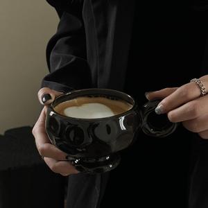 Nouvelles tasses en céramique moulées à la main, originales, aux standards esthétiques élevés, souvenirs de niche, tasses cadeaux pour couple, forme irrégulière, luxe léger - Product Image 4