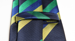 OEM Biểu Tượng Tùy Chỉnh Cá Nhân Thiết Kế Đầy Màu Sắc Màu Vàng Sọc Hải Quân Đồng Phục Học Sinh Cổ Tie Sinh Viên Cà Vạt Cho Bé Trai - Product Image 4