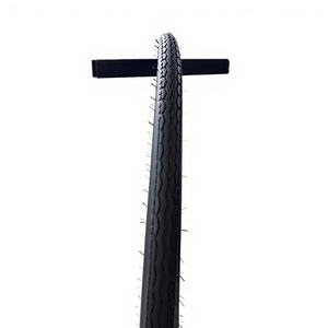 Nuevo Neumático de Bicicleta con Cámara de Caucho Natural de Alta Calidad, Fabricado en Vietnam, Marca KUMA 2026, 26x1x3-8, Garantía de 12 Meses, para BMX/Trekking/Ciclismo de Carreras - Product Image 1