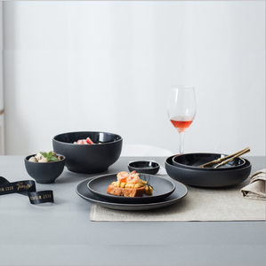 Venta al por mayor de Oro Negro borde plano filete redondo plato de vajilla de porcelana - Product Image 4