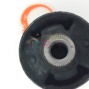 Nuevo sistema de suspensión BUSH-FR LWR ARM(G) 54584-2S000 54584 2S000 para H-yundai IX35/TUCSON 545842S000 - Product Image 6