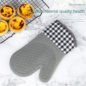 Silicone Oven Mitts Thickened Anti-Scald and Non-Slip High-Temperature Baking Mitts for <b>Microwave</b> Oven Kitchen Baking Special - Product Image 2
