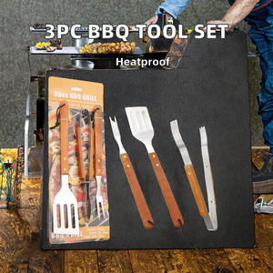 Juego de herramientas de parrilla de <span class=keywords><strong>barbacoa</strong></span> plateada de acero inoxidable clásico profesional de 3 piezas cesta de <span class=keywords><strong>pinzas</strong></span> coreanas mango de madera para acampar al aire libre - Product Image 4