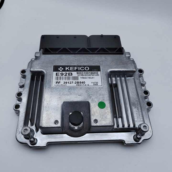 risu ページ エンジン部品 電子エンジン制御ユニット コンピュータボード ECU