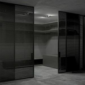 Stores en aluminium décoratifs luxueux porte coulissante porte d'entrée de Style français zone commerciale grilles de bricolage porte de conception d'art de la vie privée - Product Image 4