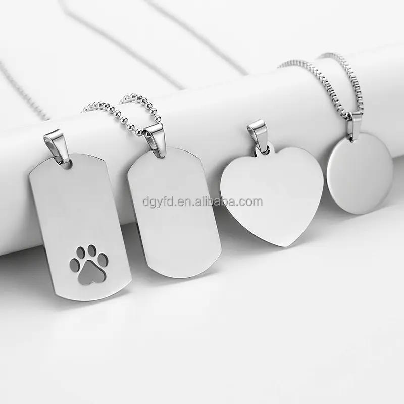 Benutzer definierte gravierte personal isierte Edelstahl Hunde marke Herz runde Scheibe Halskette Schmuck Tag für Frauen Männer Modeschmuck