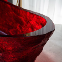 Baignoire en résine transparente de style européen de luxe, écologique, autoportante, fonction de trempage, drain intégré, utilisation intérieure pour salle de bain