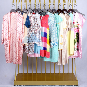 Intimo in Seta per Donna All'Ingrosso, Tutte le <span class=keywords><strong>Stagioni</strong></span>, Taglie Miste, Abbigliamento di Seconda Mano in Stock, Vestiti Usati Gratuiti in Balle, Marca PUYI - Product Image 1