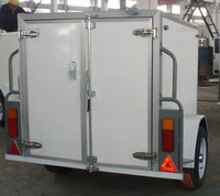 Remorque de transport fermée en fibre de verre de petite taille, forme carrée, 7x4x4, capacité de charge de 480 kg