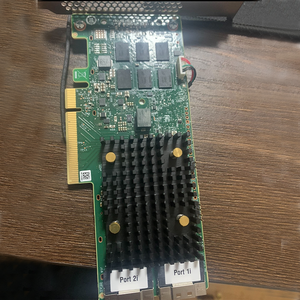 Controladores HPE Compute MR Gen11 MR416i-p Gen11 de 16 Carriles, 8 GB de Caché, Tarjeta Controladora de Almacenamiento Enchufable PCI SPDM - Product Image 2