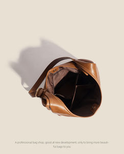 Bolsa de Mano Grande de Piel Sintética con Cierre, Estilo Moderno, para Mujer, Ligera, para Trabajo y Compras, Regalo de Navidad, Oferta Especial de <span class=keywords><strong>Black</strong></span> <span class=keywords><strong>Friday</strong></span> 2025 - Product Image 3