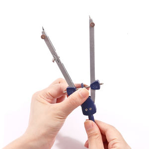 Compasso da Disegno FOSKA in Metallo, Facile da Regolare, Set Matematico di Precisione per Studenti, Materiale Scolastico con Custodia in Plastica - Product Image 6