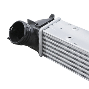 Refroidisseur intermédiaire OEM d'usine pour BMW E90 E91 E81 E82 E84 <span class=keywords><strong>E87</strong></span> E88 320d <span class=keywords><strong>Intercooler</strong></span> 17517524916 - Product Image 3