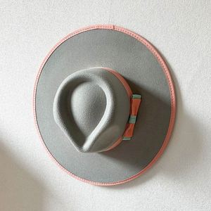 Chapeau Fedora Personnalisé Automne-Hiver en Tissu Haut de Gamme à Large Bord avec Nœud en Ruban, Deux Couleurs au Choix pour Femmes, Hommes et Adultes, Idéal pour le Sport et les Activités de Plein Air - Product Image 3