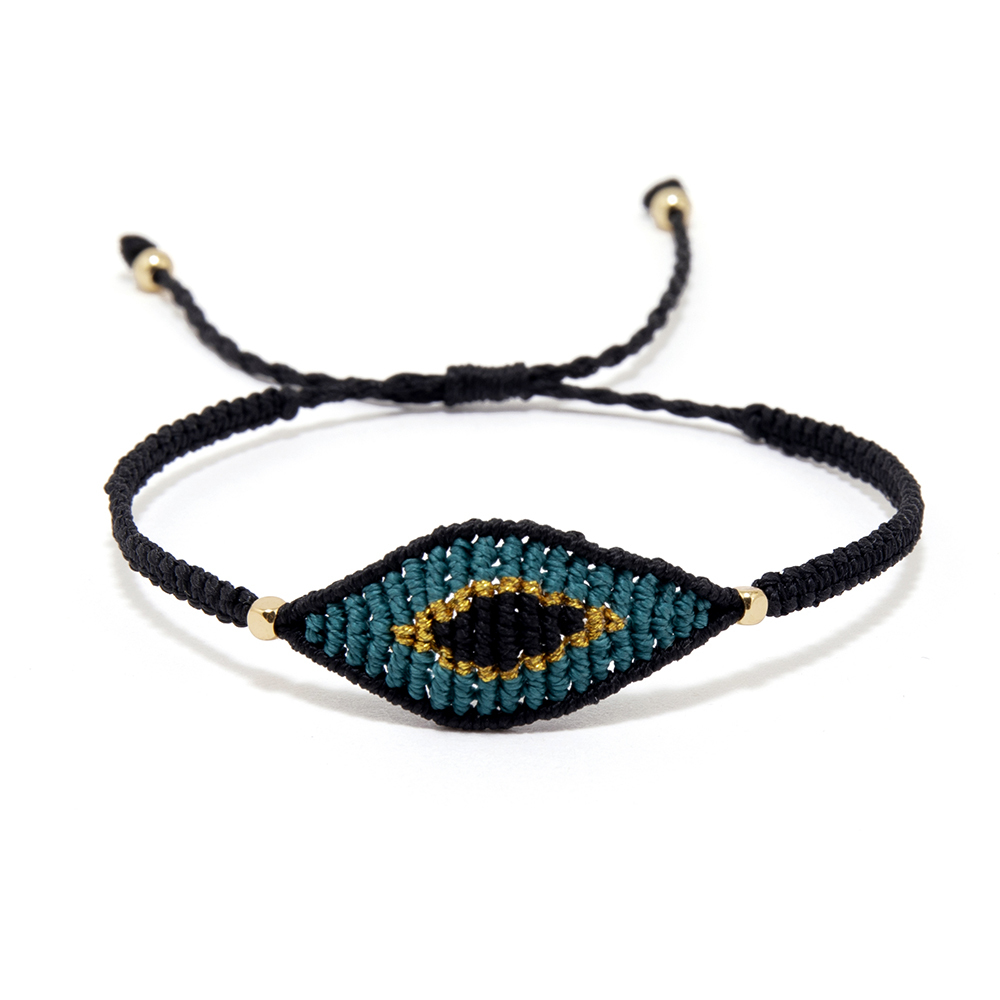 3.Black & Blue