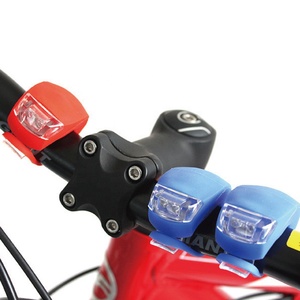 Offres Spéciales Portatif À La Mode de Silicone A Mené La Lumière STROBOSCOPIQUE <span class=keywords><strong>Sur</strong></span> vélo - Product Image 5