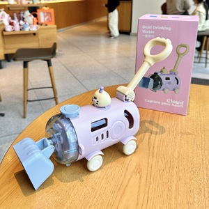 แก้วน้ำพลาสติกลายการ์ตูนรูปรถบูลโดเซอร์น่ารักสำหรับเด็ก ขนาด 500 มล. พร้อมหูจับแบบกด สไตล์เกาหลี - Product Image 3