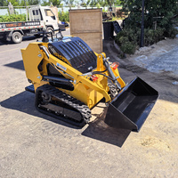 Minipala compatta con cingoli in gomma da 1120 kg, benna da 0,1 m³ per agricoltura e edilizia
