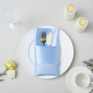 Utopia Home Alternativas Servilletas de satén recortadas con encaje 30x30cm Estilo Vintage para Bodas de jardín románticas - Product Image 3