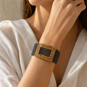 Bracciali e <span class=keywords><strong>Braccialetti</strong></span> alla Moda con <span class=keywords><strong>Telaio</strong></span> in <span class=keywords><strong>Perline</strong></span> Quadrate e Fascia Larga Regolabile in Rete Lavorata a Macchina - Product Image 2