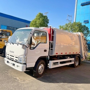 Camion à ordures compacteur ISUZU 100P de petite taille, 5 m³, à vendre - Product Image 4