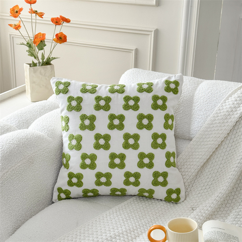 White background green four-petal leaf embroidery-4545 cm