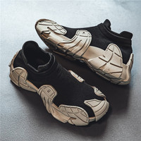 Vente en gros directe usine Nouveauté 2026 Baskets de tennis pour hommes respirantes en maille rehaussantes, chaussures de marche décontractées et tendance pour l'extérieur