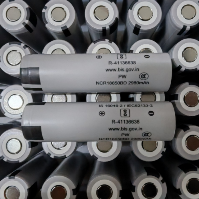 3200mAh NCR18650BD Panasanic 18650BD Cylindrical Lithium Ion Battery New Design 3C 10A Original 18650BD