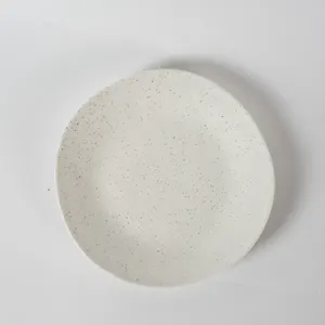 Yayu Piring Putih Keramik, Piring Putih Keramik Bulat Datar Jepang Warna Hitam Matte Kustom Logo Terbaru