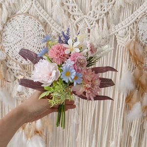 Bouquet de fleurs artificielles rose et bleu mélangé, thème 'Écoutez la flûte sous la lune', pour décoration intérieure et arrangement de mariage CF01454A - Product Image 1